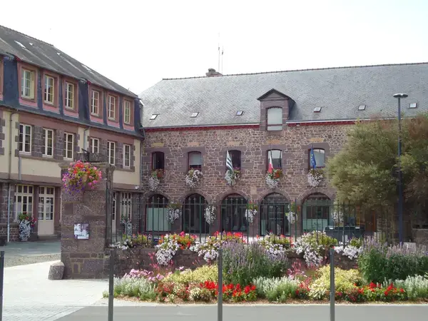 Isolation Extérieure Bardage Isolation extérieure bardage Montfort-sur-Meu